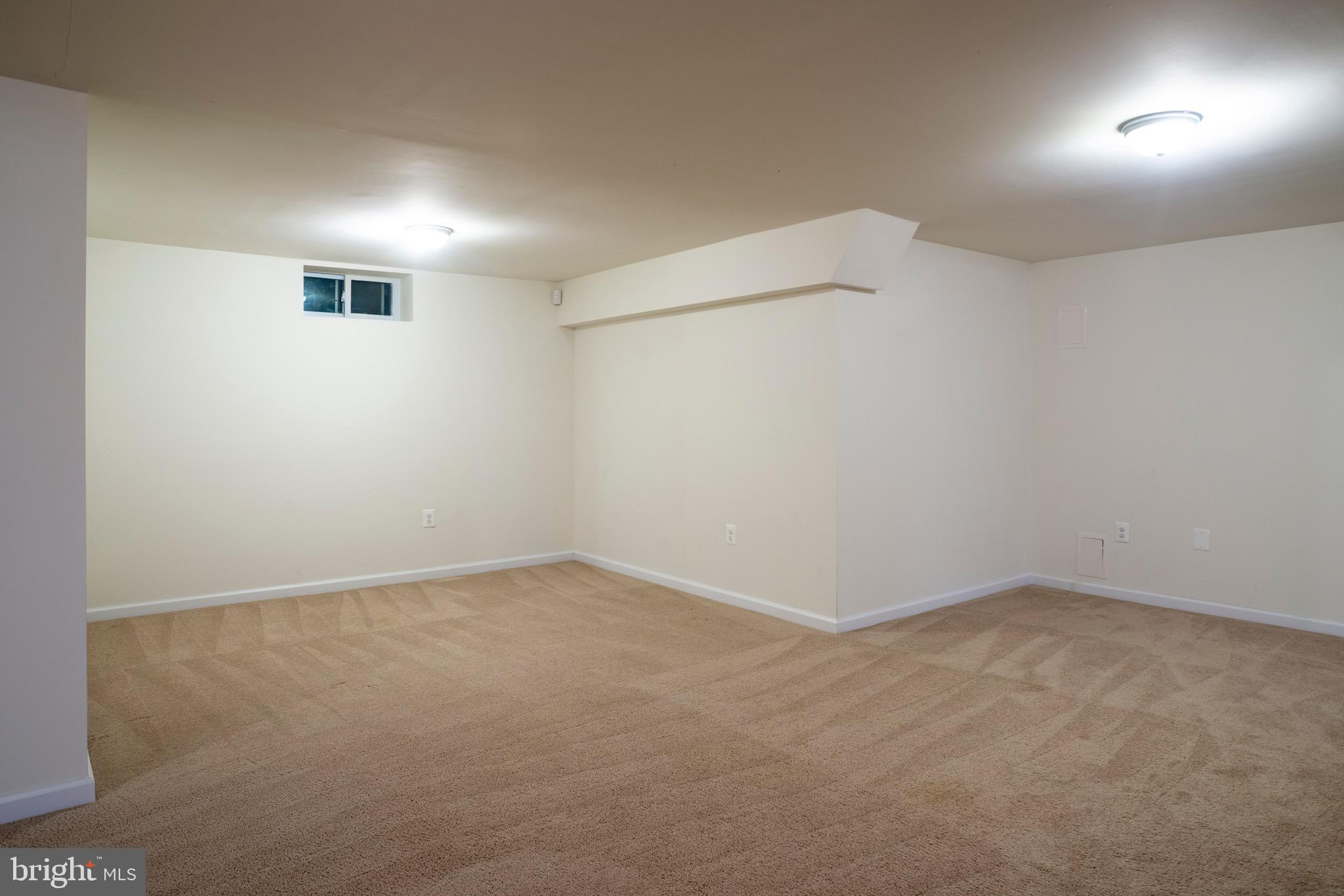 6401 Sherwood Road Baltimore, MD 21239 - Photo 41 of 49