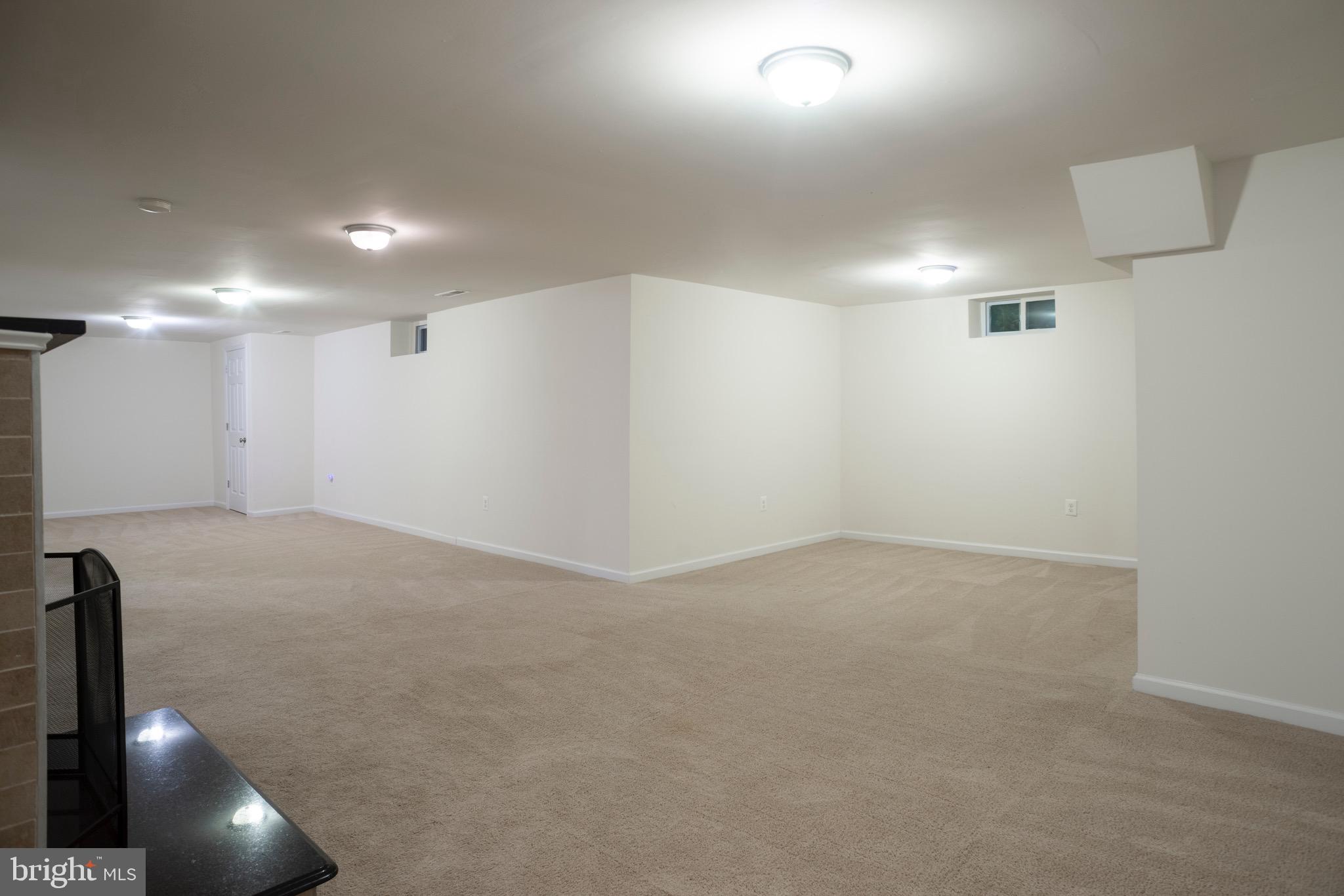 6401 Sherwood Road Baltimore, MD 21239 - Photo 42 of 49