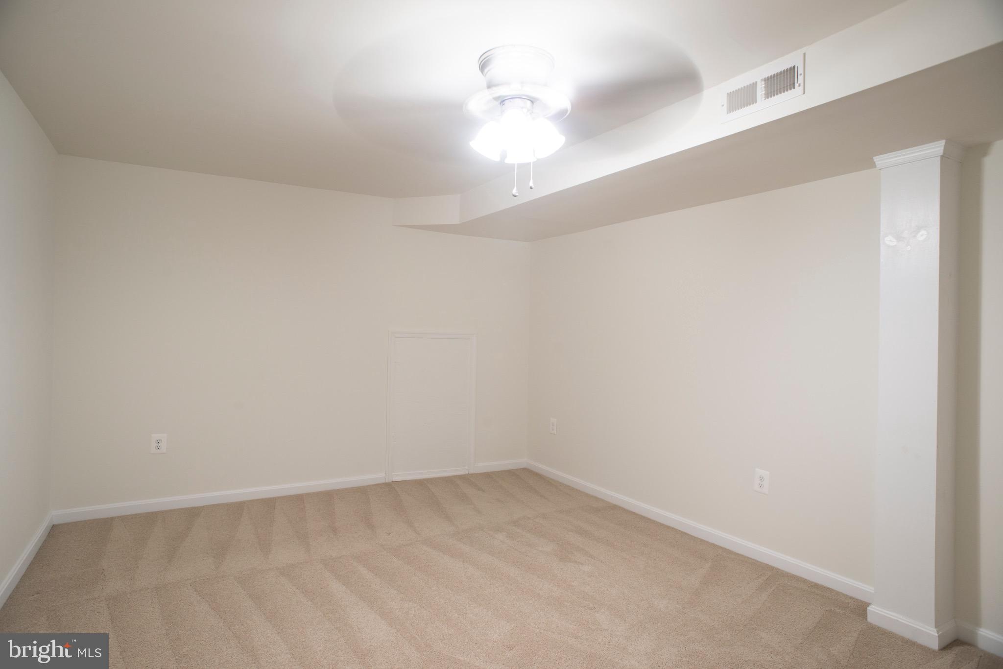 6401 Sherwood Road Baltimore, MD 21239 - Photo 44 of 49