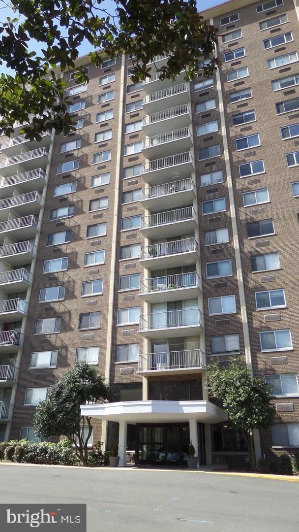 2059 Huntington Avenue, Unit 312 Alexandria, VA 22303 - Photo 20 of 33 Hunting Creek Club