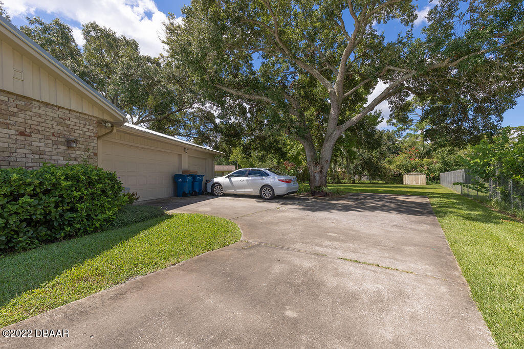 355 Tulip Tree Lane Ormond Beach, FL 32174 - Photo 32 of 40 003A0809
