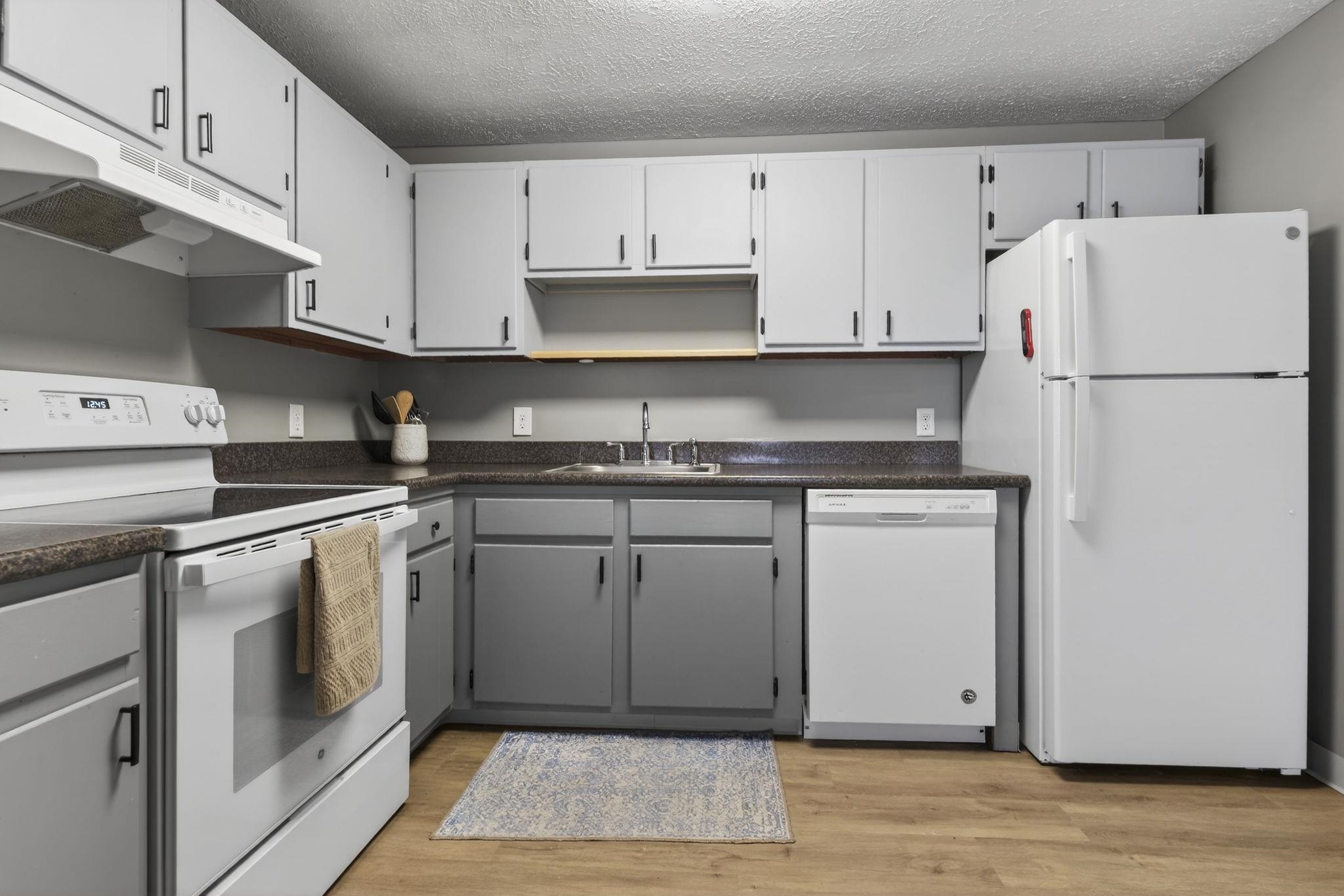 55 Log Street, Unit 3H Manchester, NH 03102 - Photo 2 of 25