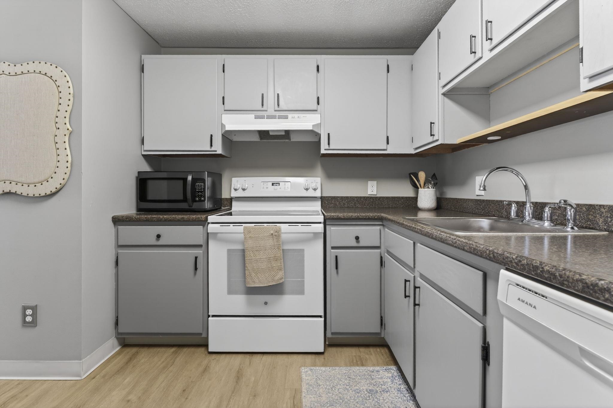 55 Log Street, Unit 3H Manchester, NH 03102 - Photo 22 of 25