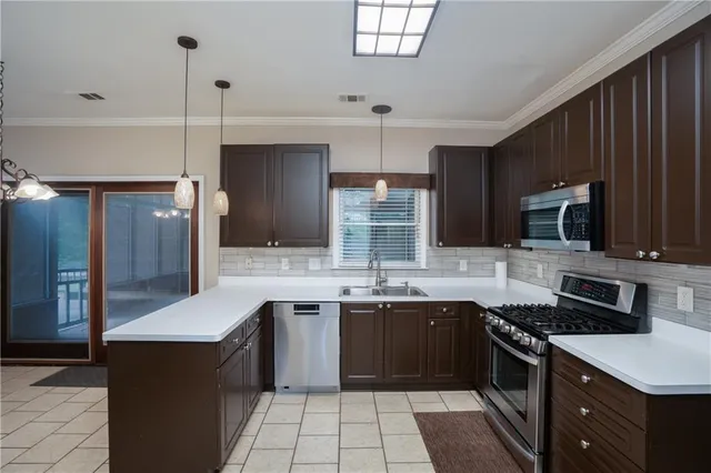 $3,000 | 2104 Jockey Hollow Drive Northwest, Kennesaw, GA 30152