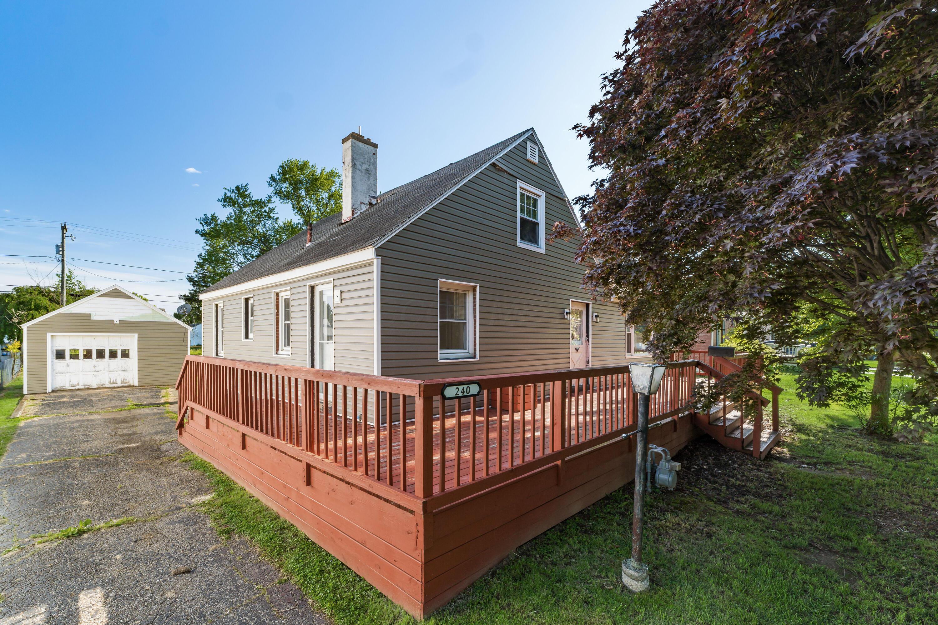 240 Stare Road Newark, OH 43055 - Photo 1 of 32 Front Exterior