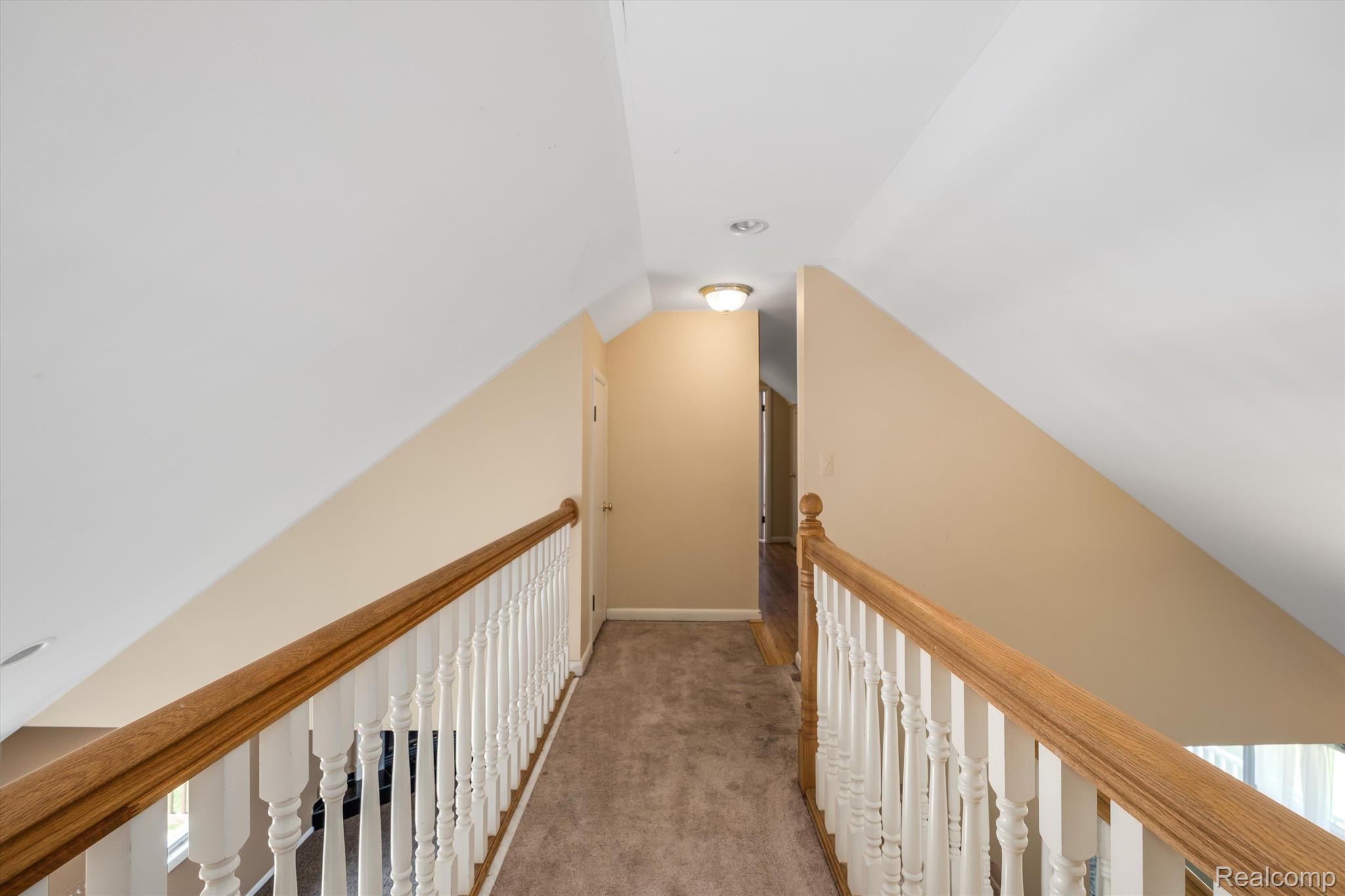 52903 Chesterfield Road New Baltimore, MI 48051 - Photo 30 of 54 Catwalk Upstairs