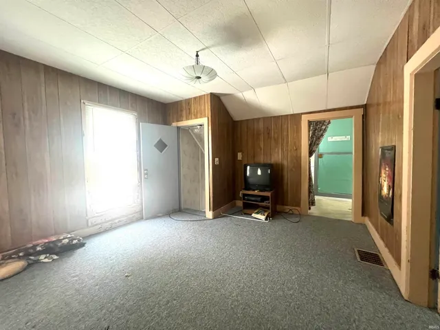 $75,000 | 103 East Riverside Drive, Peru, IN 46970