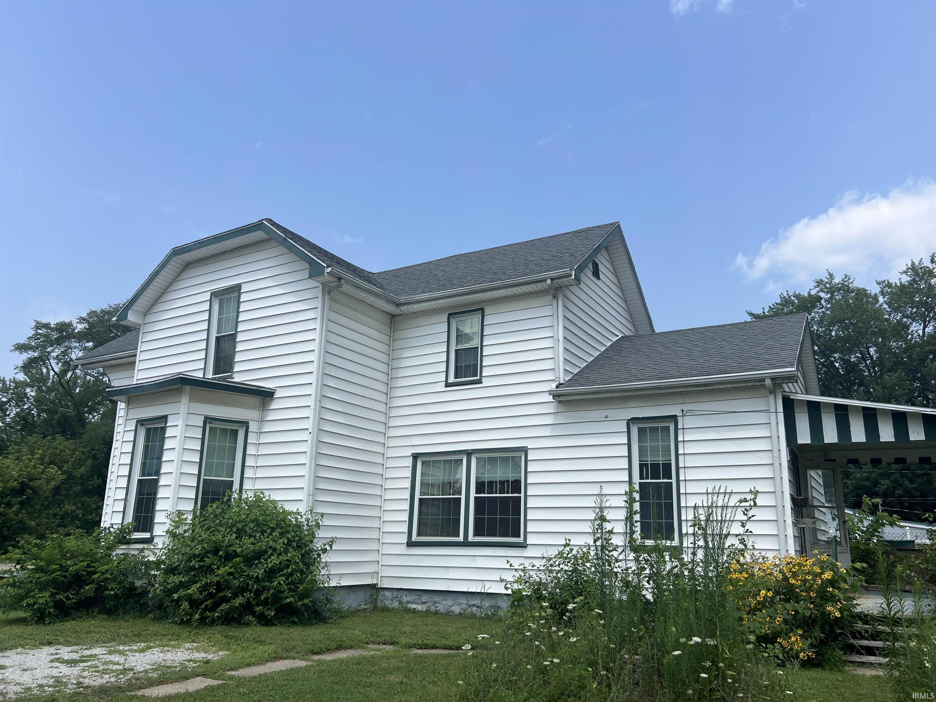 103 East Riverside Drive Peru, IN 46970 - Photo 2 of 27