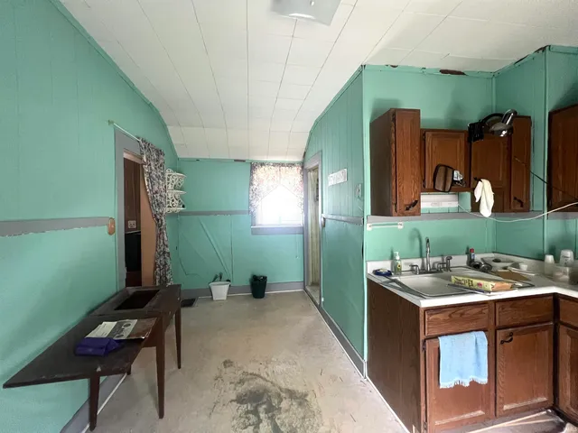 $75,000 | 103 East Riverside Drive, Peru, IN 46970