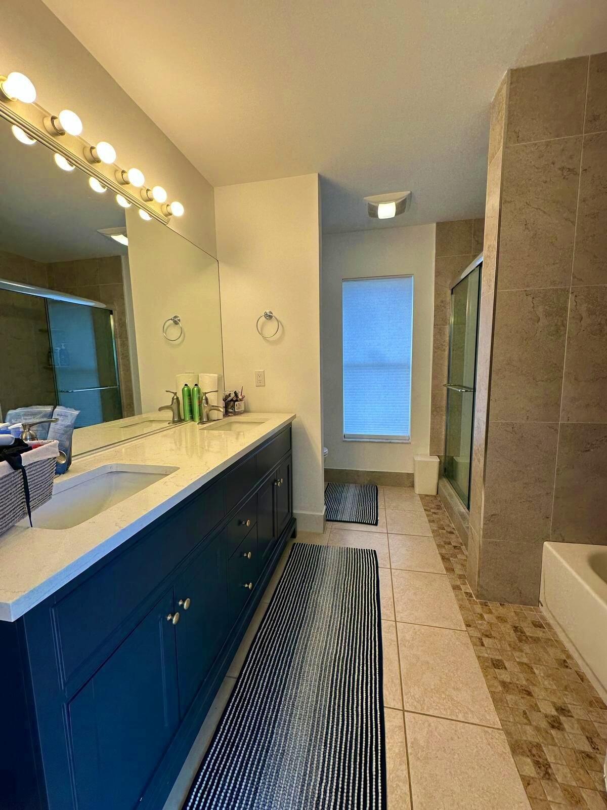 22449 Middletown Drive Boca Raton, FL 33428 - Photo 13 of 22 ebeveyn banyo