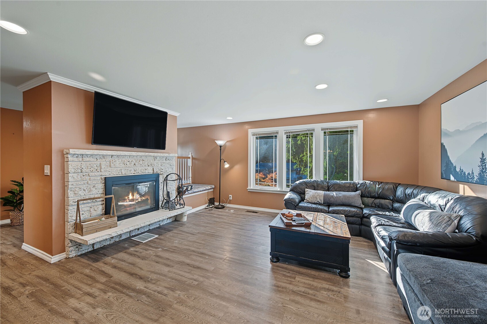 24105 3rd Place West Bothell, WA 98021 - Photo 8 of 23 Gallery Image 8
