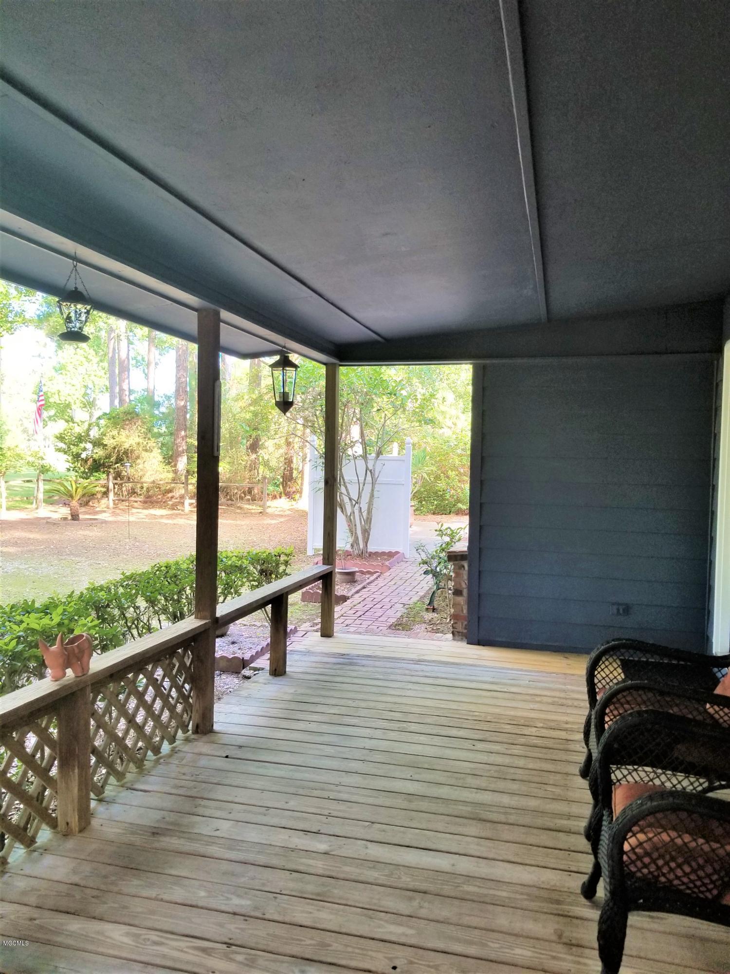 8324 Martin Bluff Road Gautier, MS 39553 - Photo 32 of 47 20180628_172254