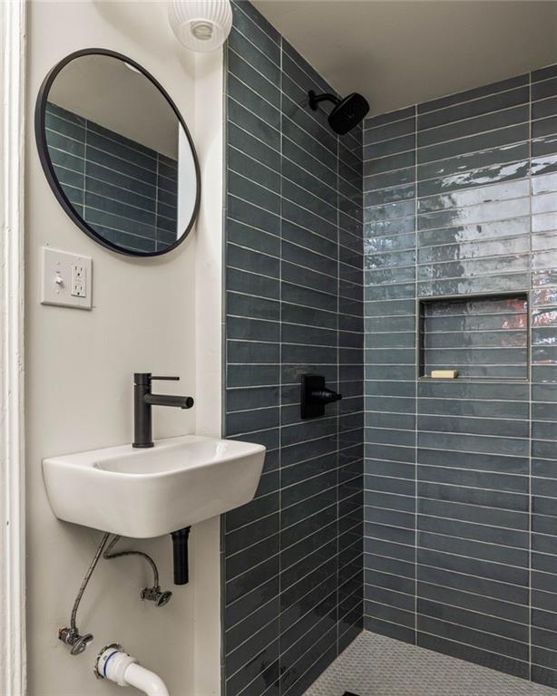 1393 Harvard Road Northeast Atlanta, GA 30306 - Photo 14 of 34 Gallery Image 14