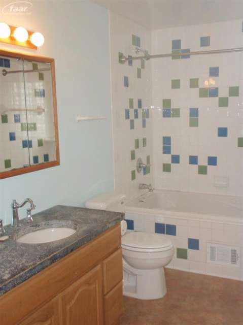 1109 Leland Road Ovid, MI 48866 - Photo 7 of 11 20396108-6.JPG