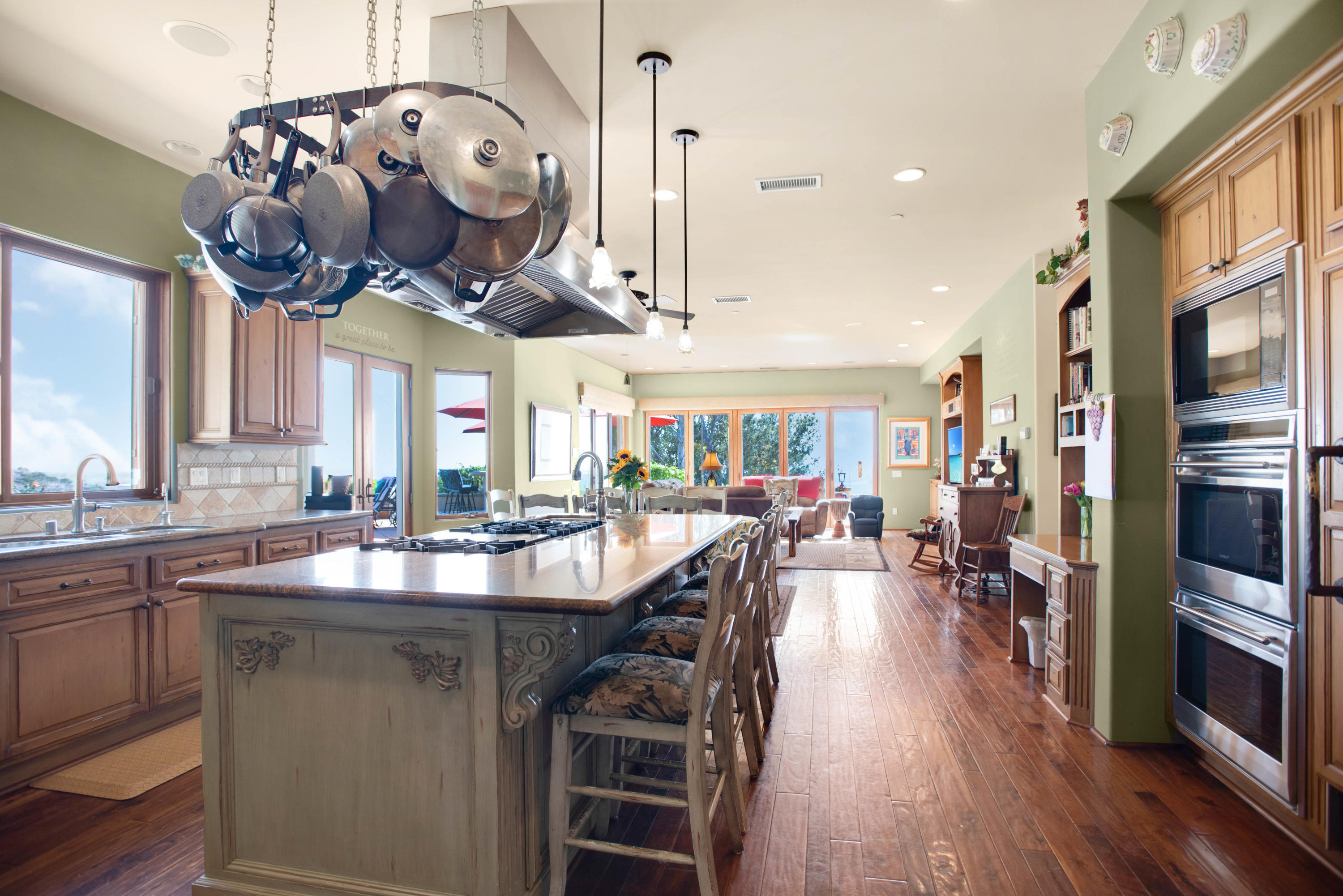 1185 Corte Barroso Camarillo, CA 93010 - Photo 18 of 75 1185CorteBarroso 25