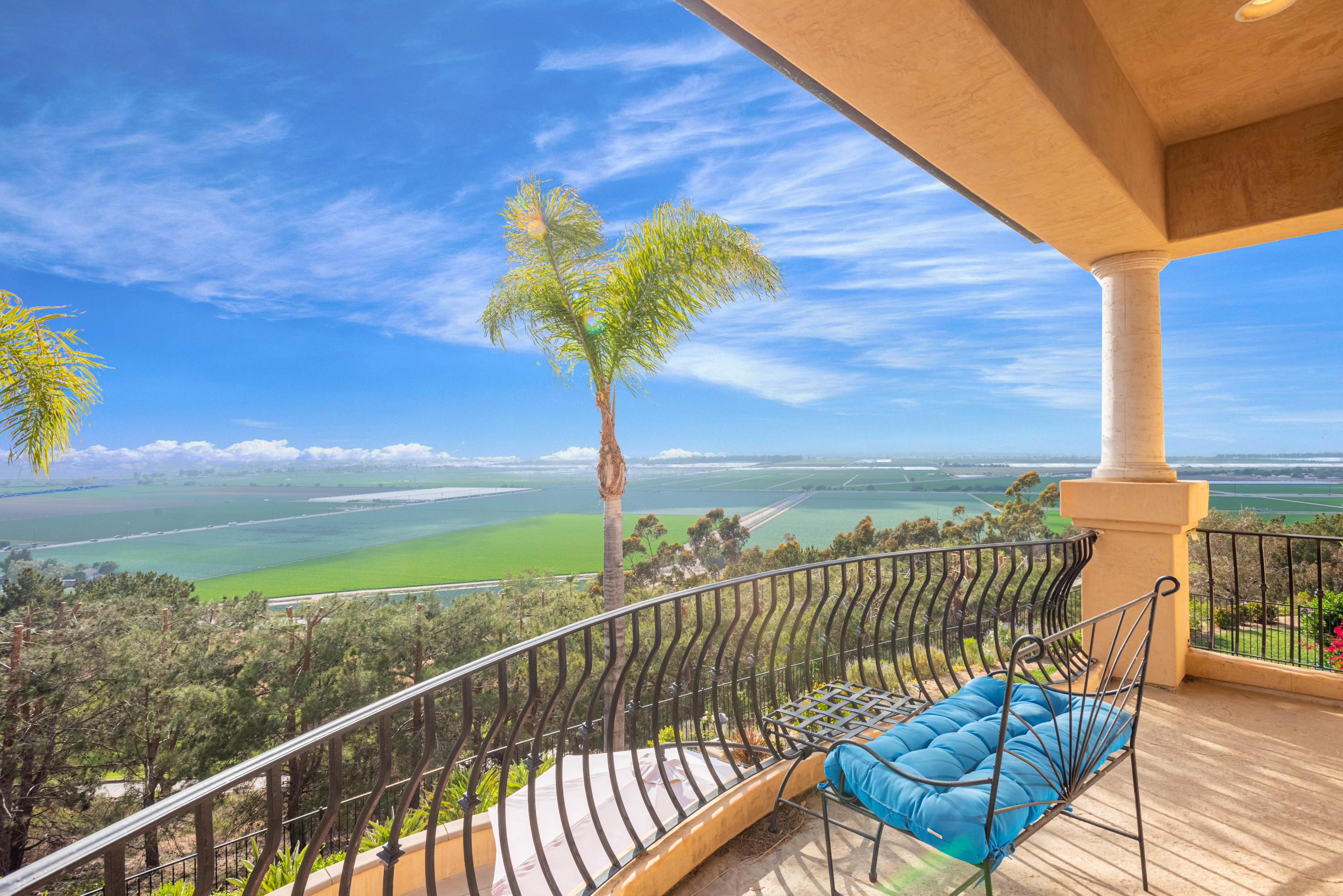 1185 Corte Barroso Camarillo, CA 93010 - Photo 35 of 75 1185CorteBarroso 57