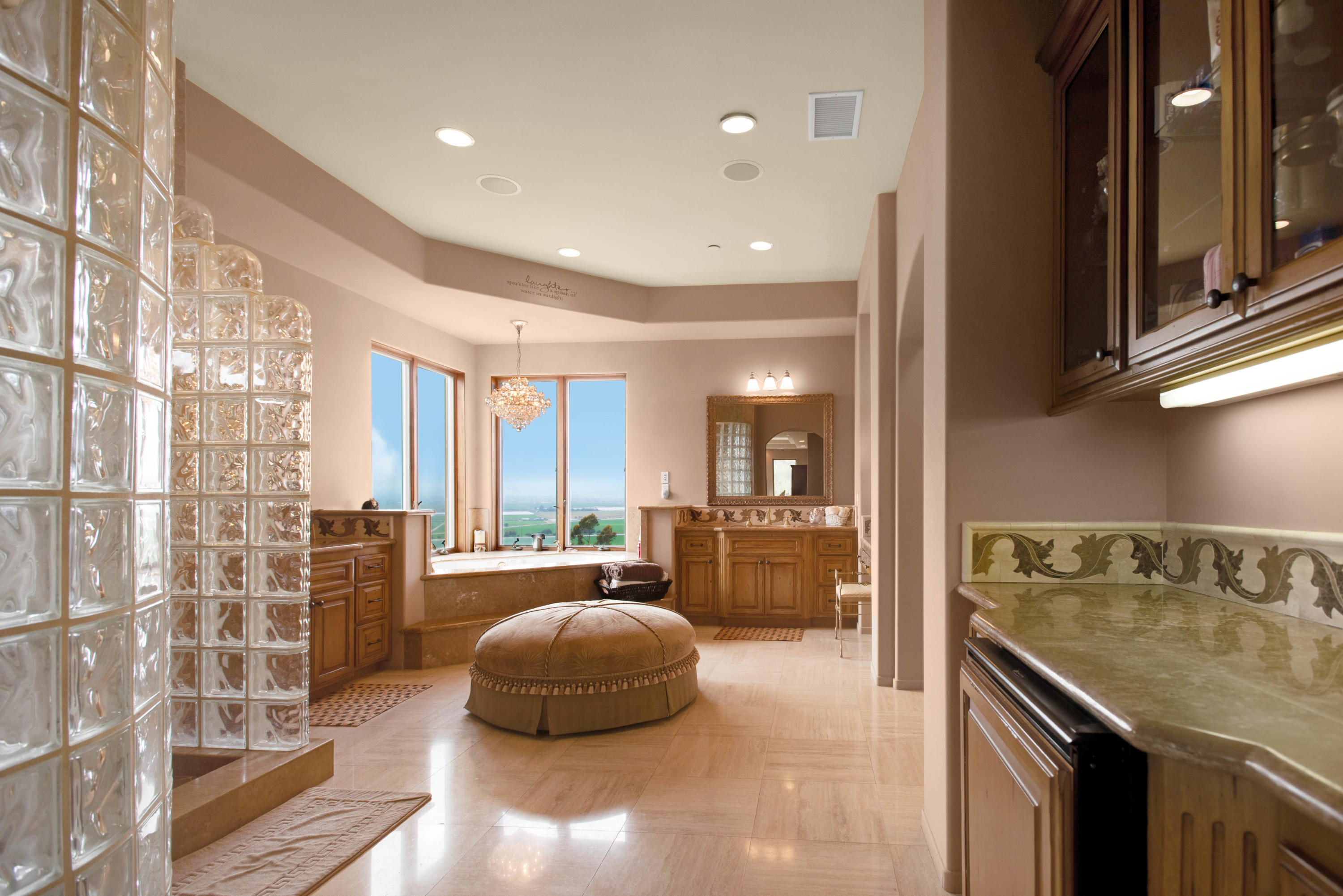 1185 Corte Barroso Camarillo, CA 93010 - Photo 36 of 75 1185CorteBarroso 58