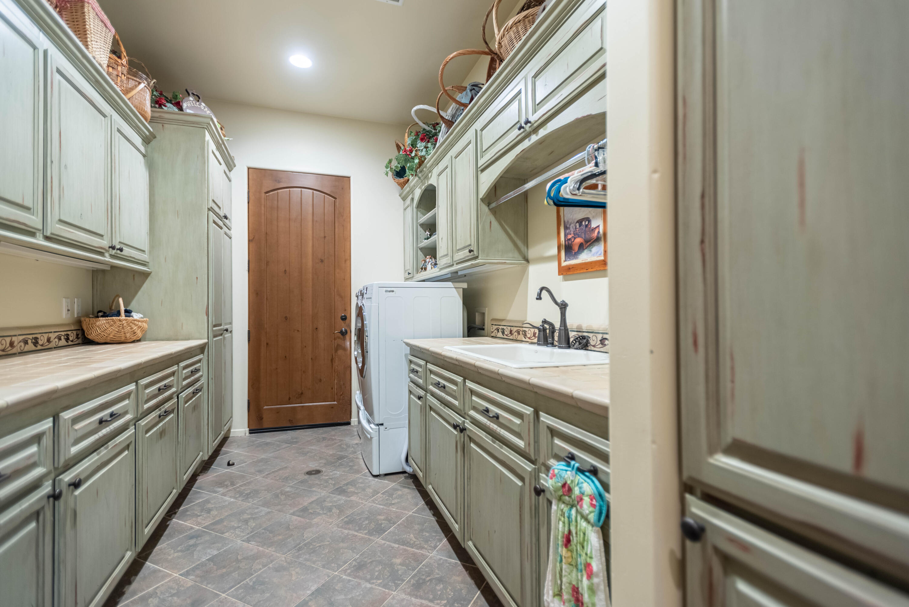 1185 Corte Barroso Camarillo, CA 93010 - Photo 42 of 75 1185CorteBarroso 77