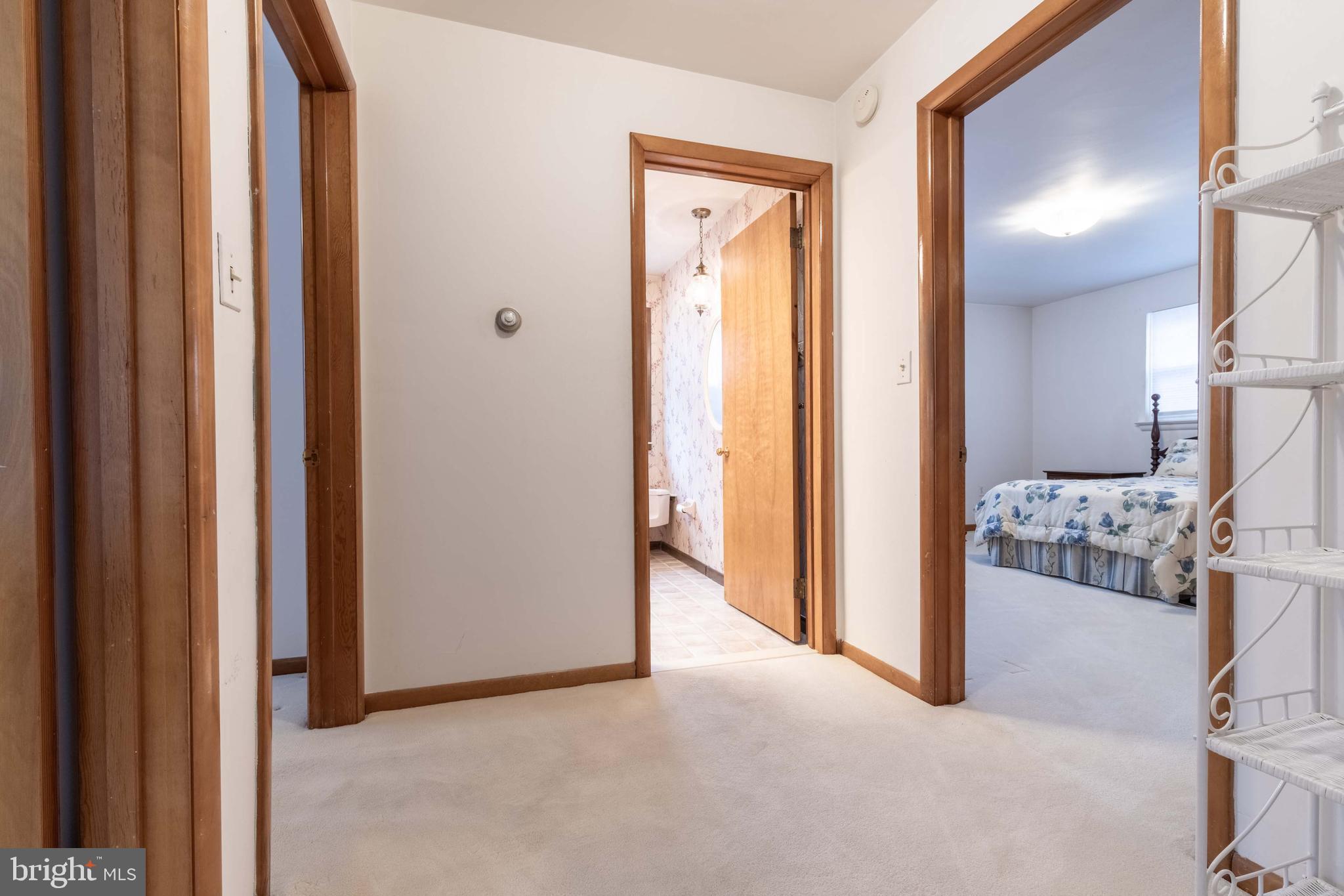 3881 Elder Road Harrisburg, PA 17111 - Photo 15 of 34