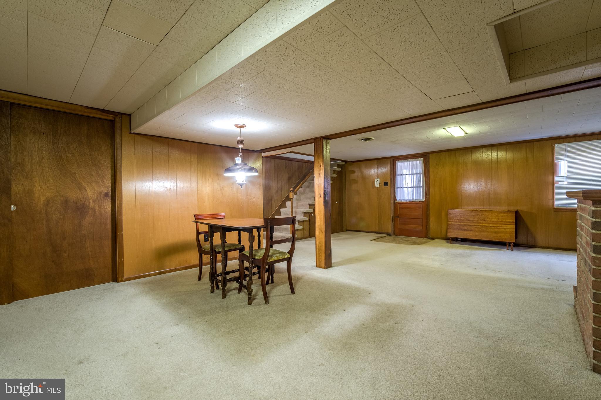 3881 Elder Road Harrisburg, PA 17111 - Photo 29 of 34 a view of a livingroom with furniture