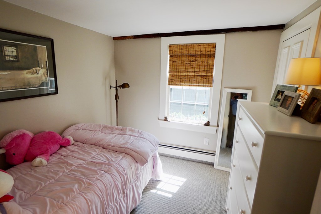 4 Cross Street, Unit 3 Marblehead, MA 01945 - Photo 5 of 11 Gallery Image 5