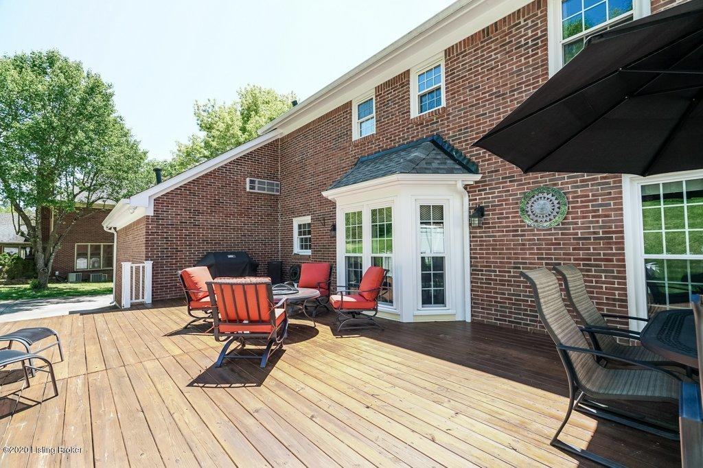 3311 Gatecreek Road Louisville, KY 40272 - Photo 31 of 45 Deck