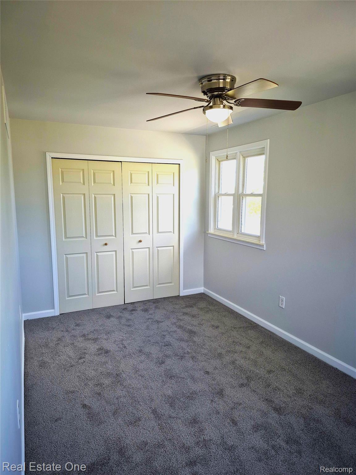51 Elizabeth Street River Rouge, MI 48218 - Photo 27 of 33 2nd floor bedroom