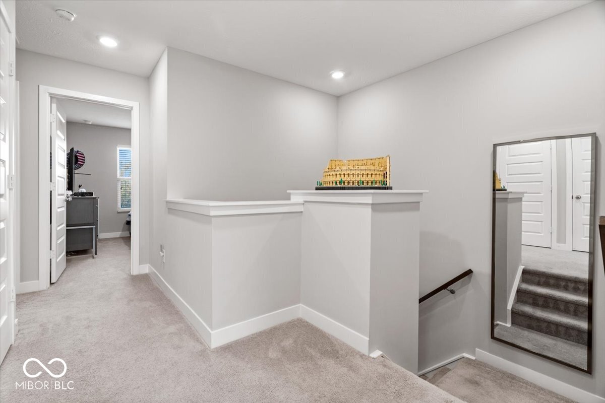 8191 Bostic Drive Fishers, IN 46038 - Photo 18 of 39