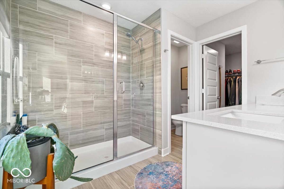 8191 Bostic Drive Fishers, IN 46038 - Photo 20 of 39