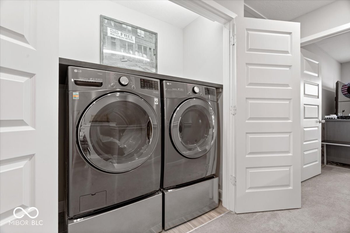 8191 Bostic Drive Fishers, IN 46038 - Photo 28 of 39