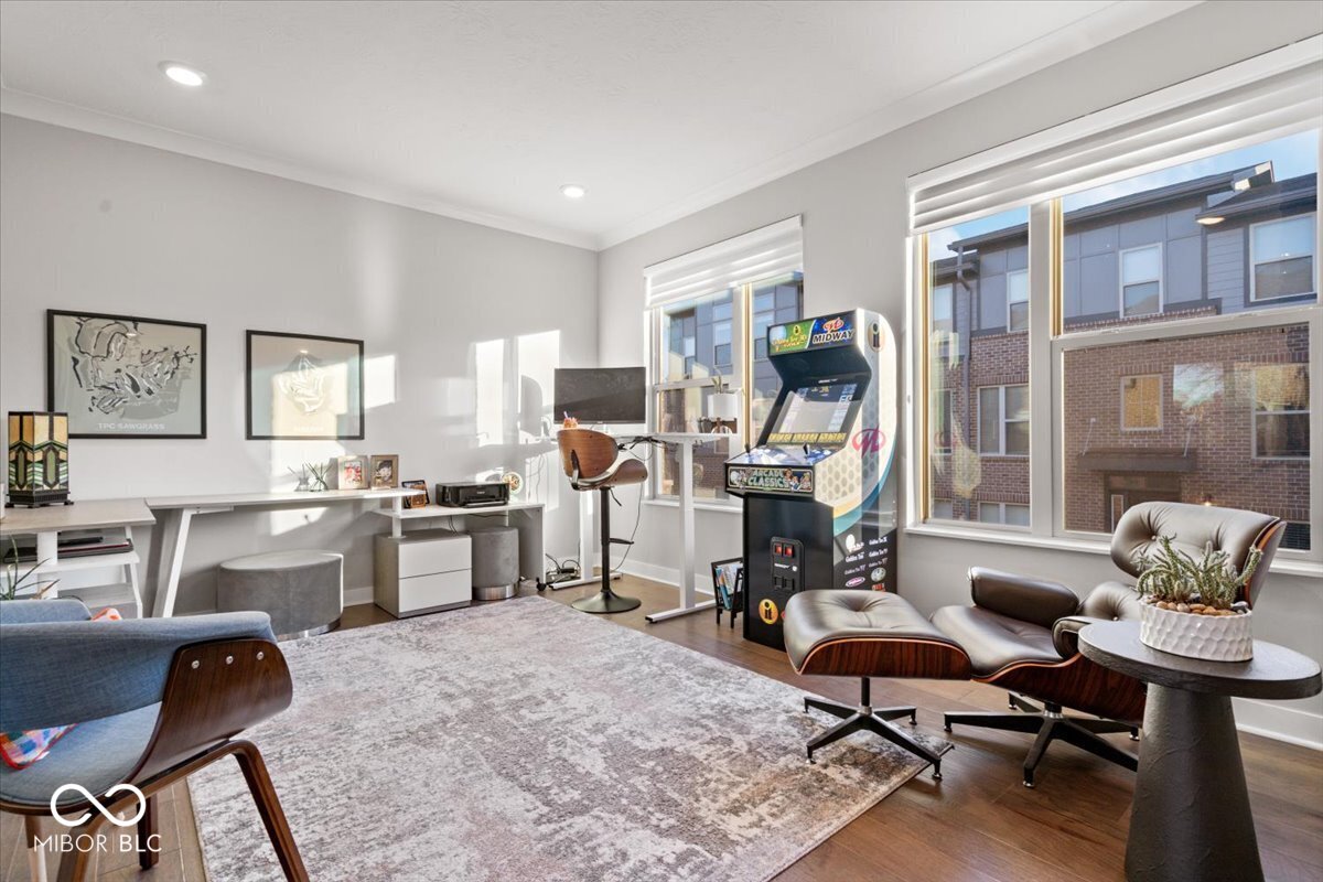 8191 Bostic Drive Fishers, IN 46038 - Photo 8 of 39