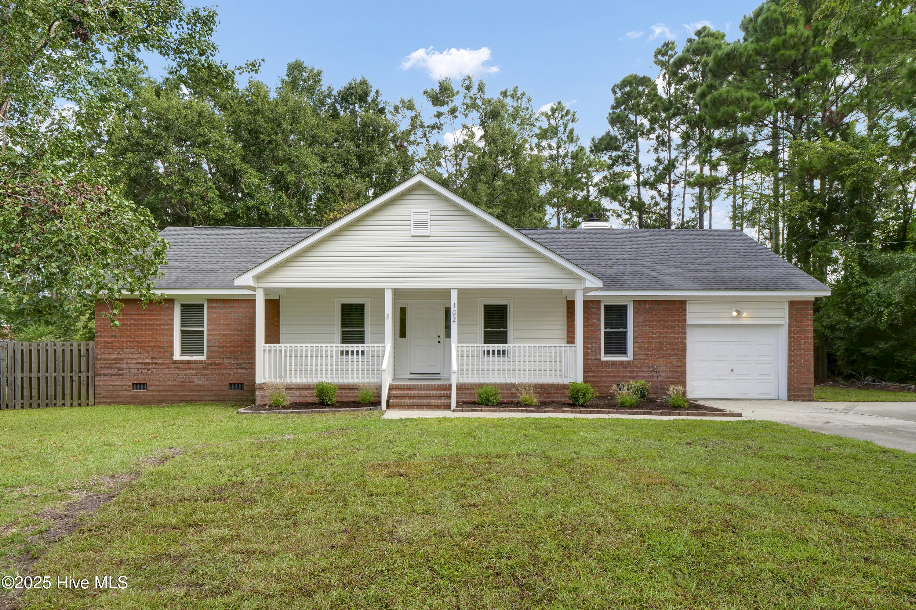 102 Albemarle Road Wilmington, NC 28405 - Photo 1 of 31 P2333603