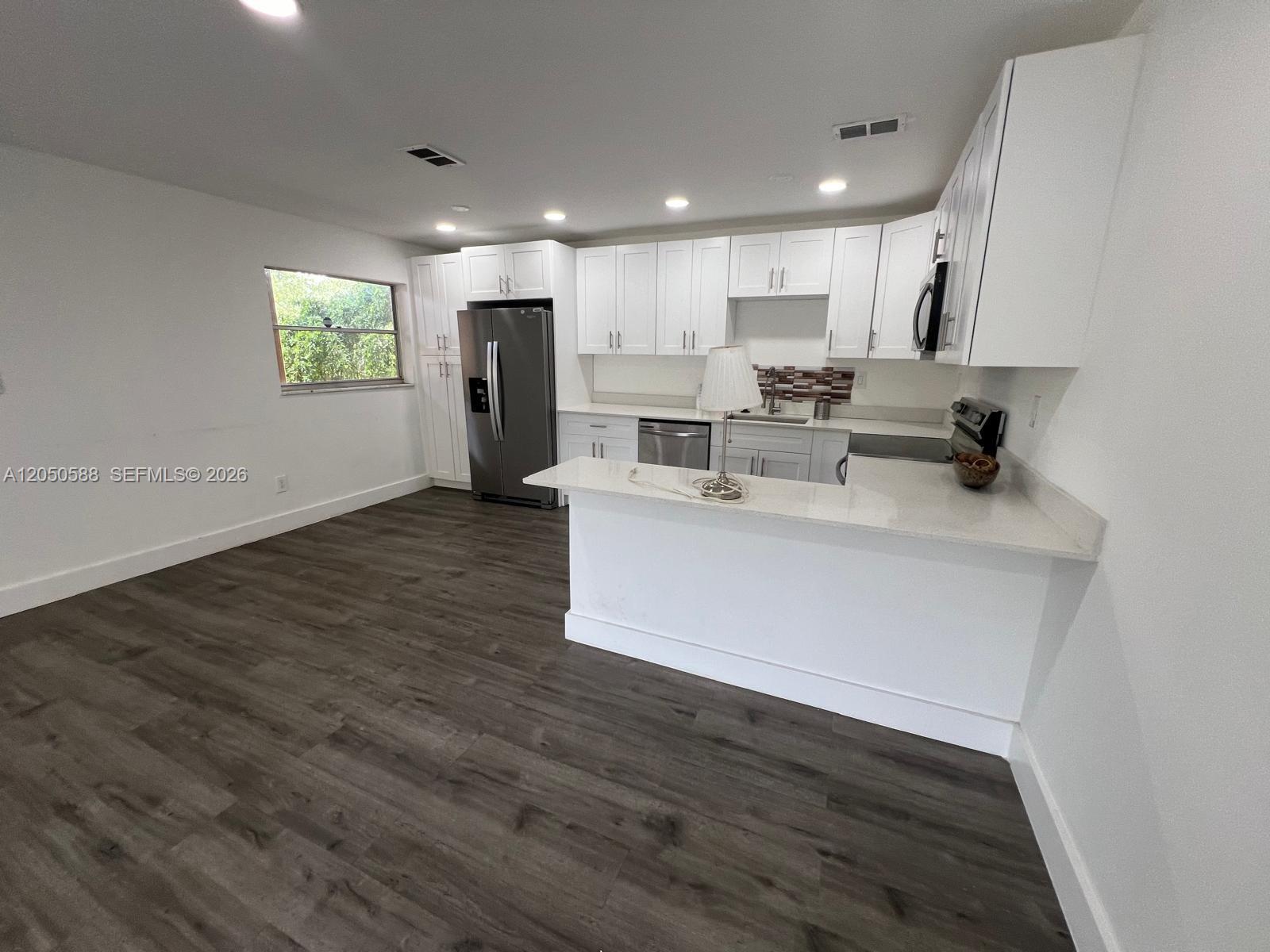 4111 Stirling Road, Unit 209 Fort Lauderdale, FL 33314 - Photo 9 of 18