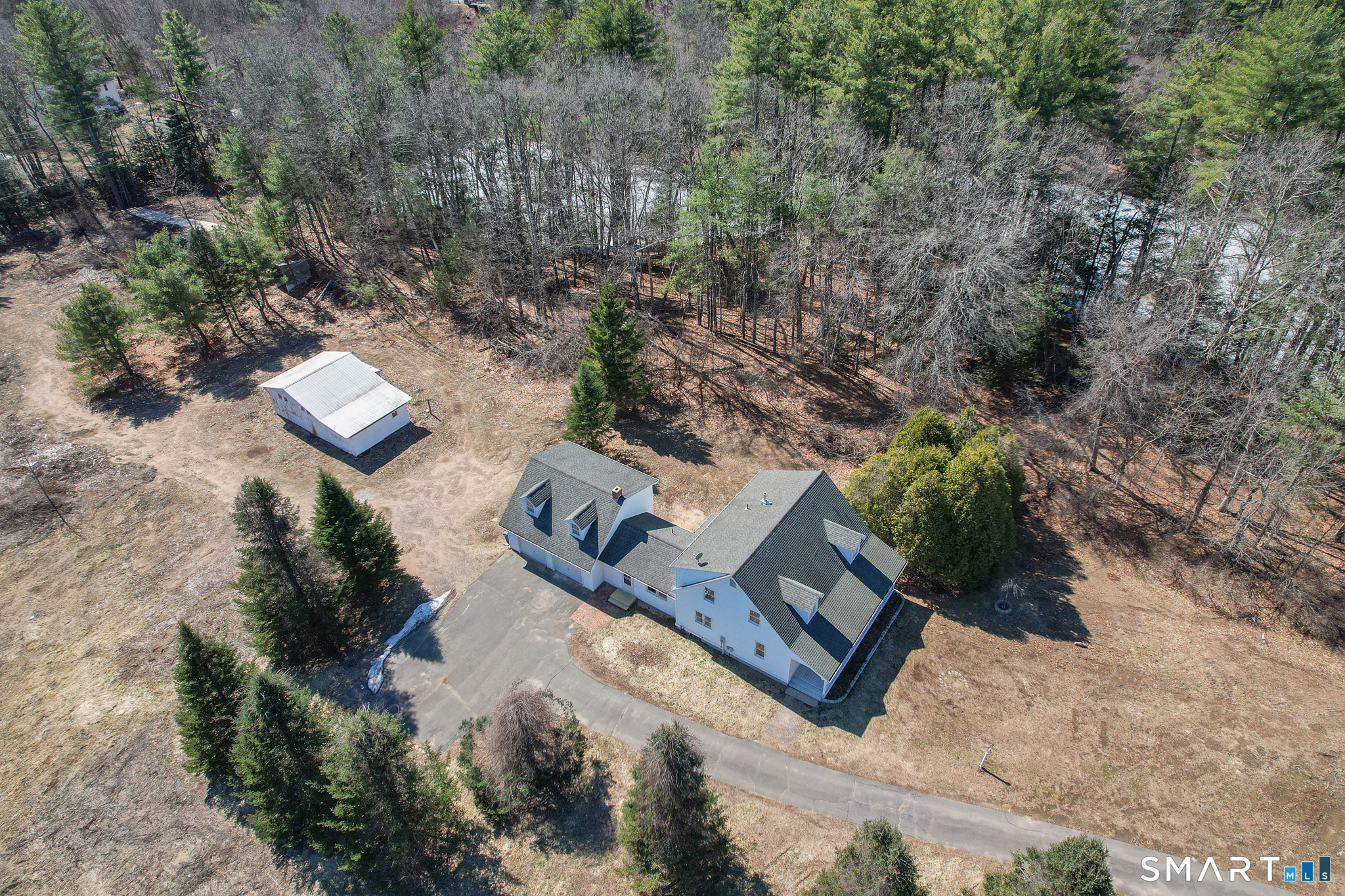 21 R Intervale Road Granby, CT 06035 - Photo 4 of 44