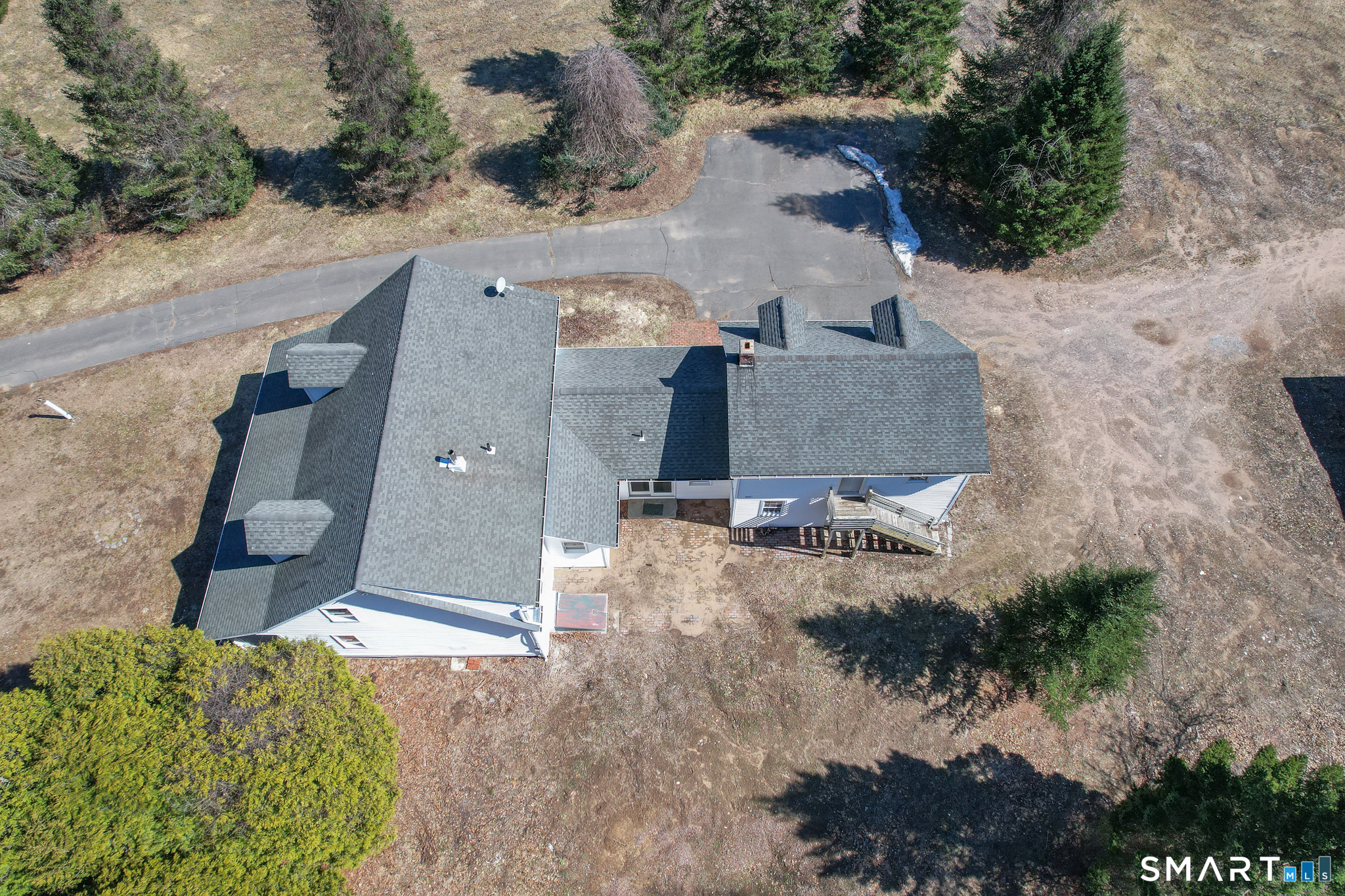 21 R Intervale Road Granby, CT 06035 - Photo 7 of 44