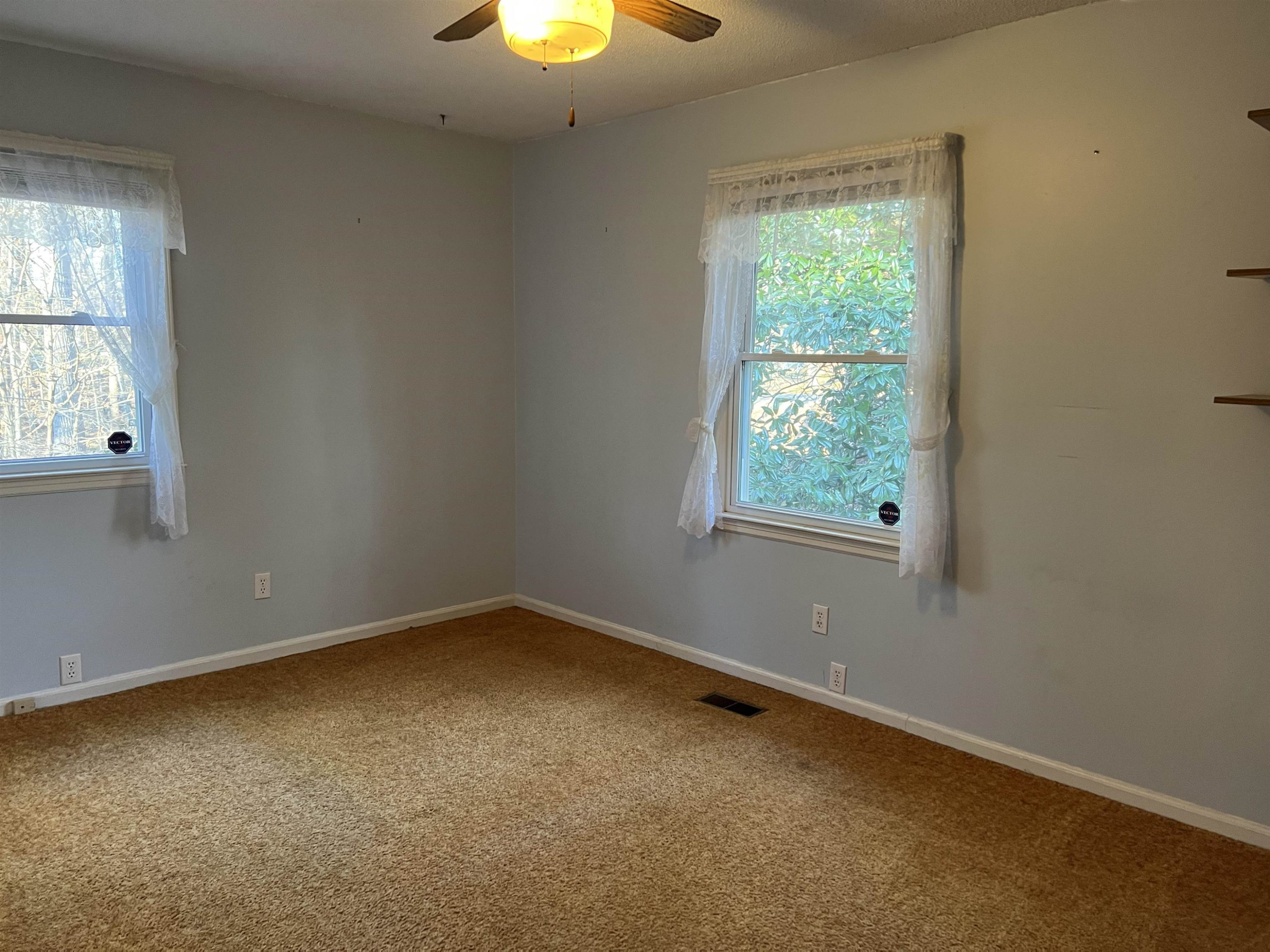 5519 Roslyn Road Durham, NC 27712 - Photo 26 of 31 Photo 26