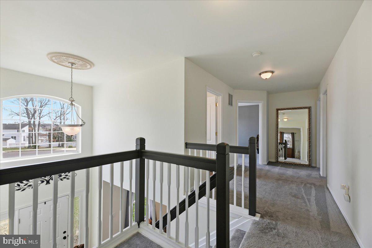 8 Marble Court Sicklerville, NJ 08081 - Photo 19 of 38