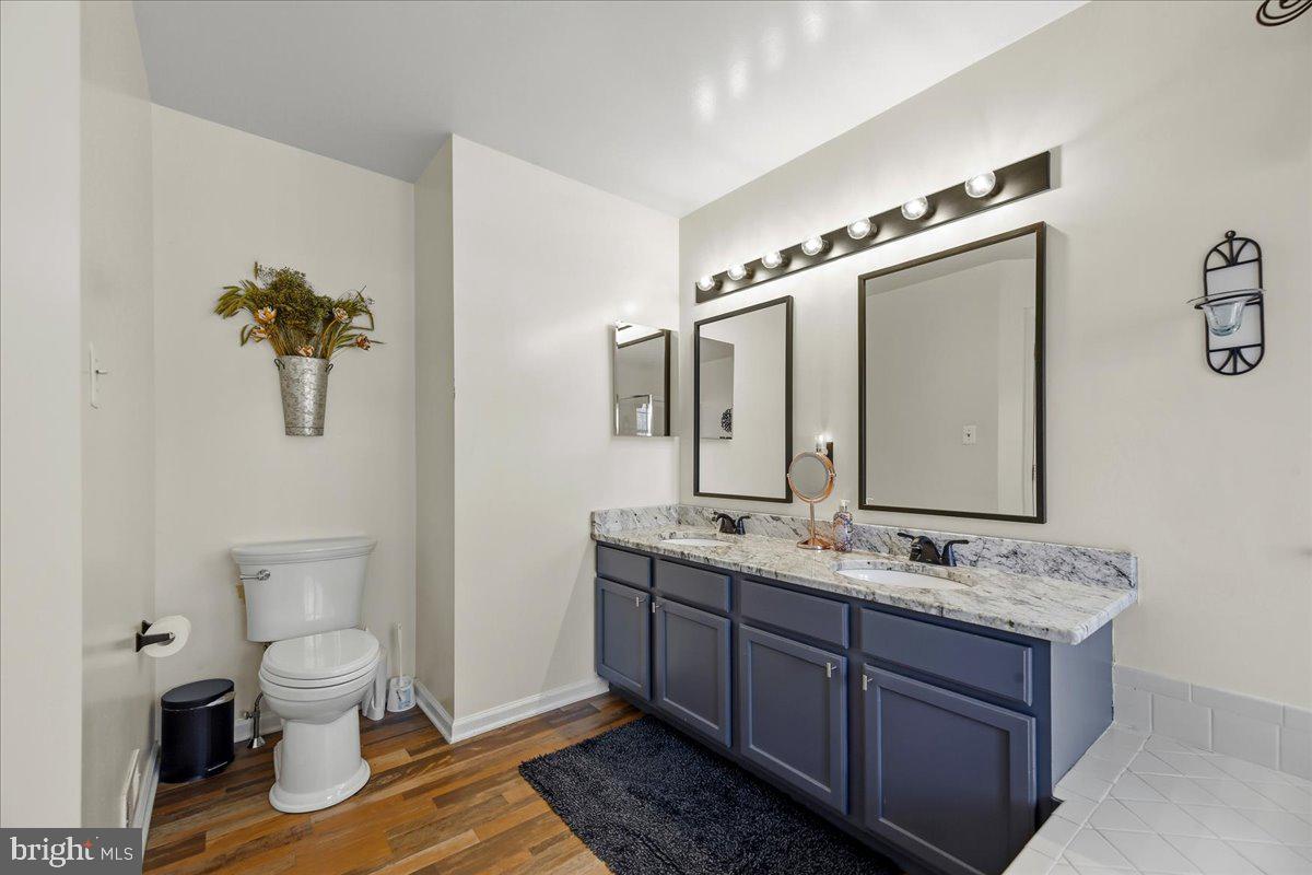 8 Marble Court Sicklerville, NJ 08081 - Photo 25 of 38