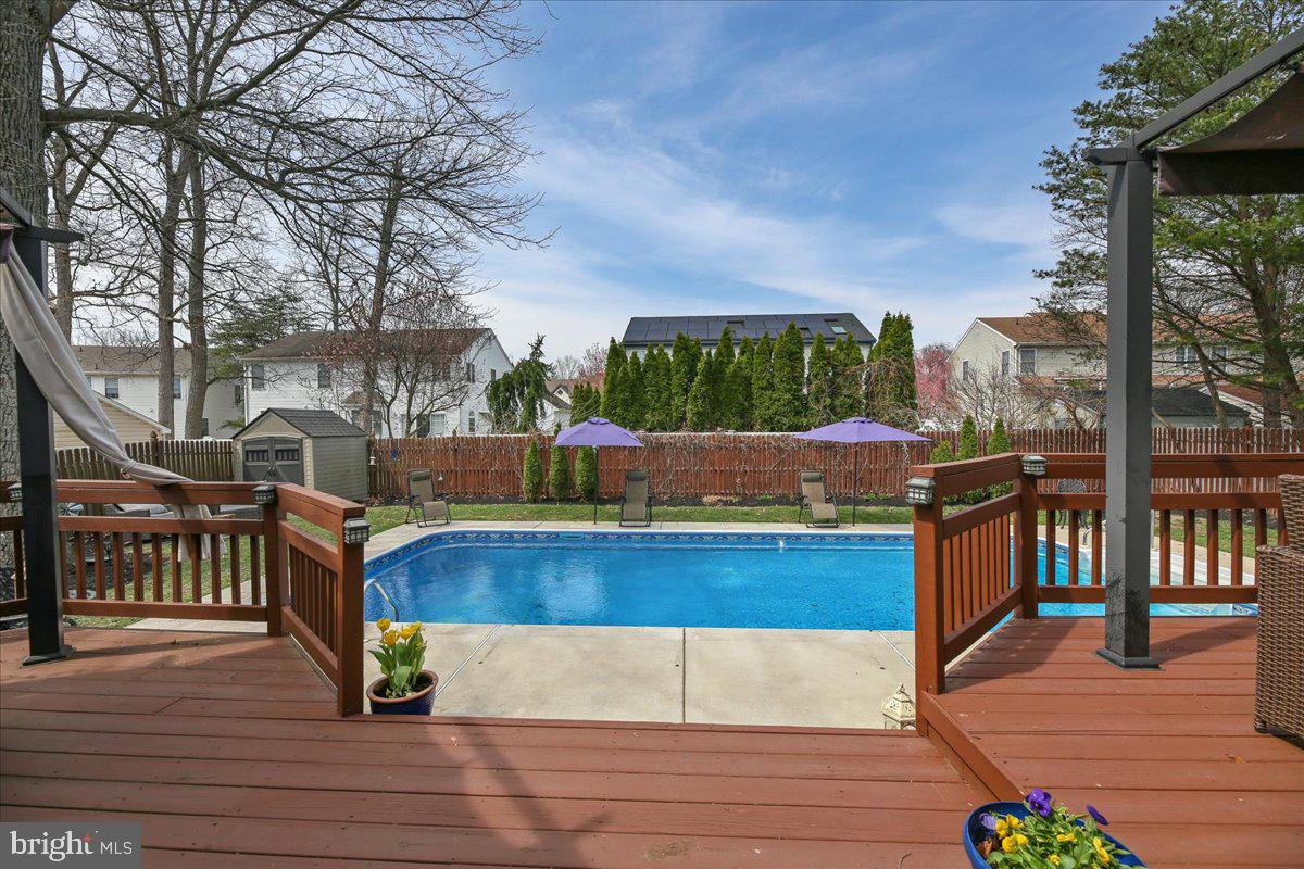 8 Marble Court Sicklerville, NJ 08081 - Photo 35 of 38
