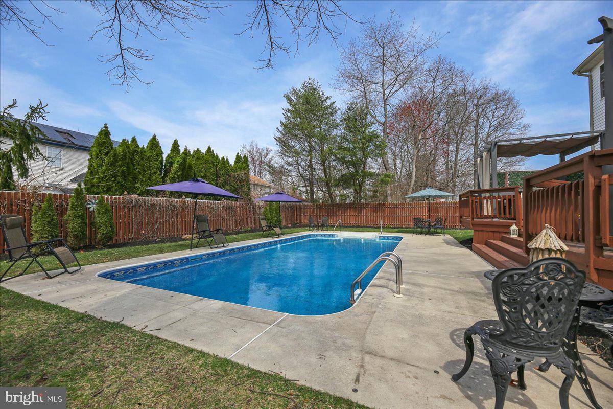 8 Marble Court Sicklerville, NJ 08081 - Photo 37 of 38