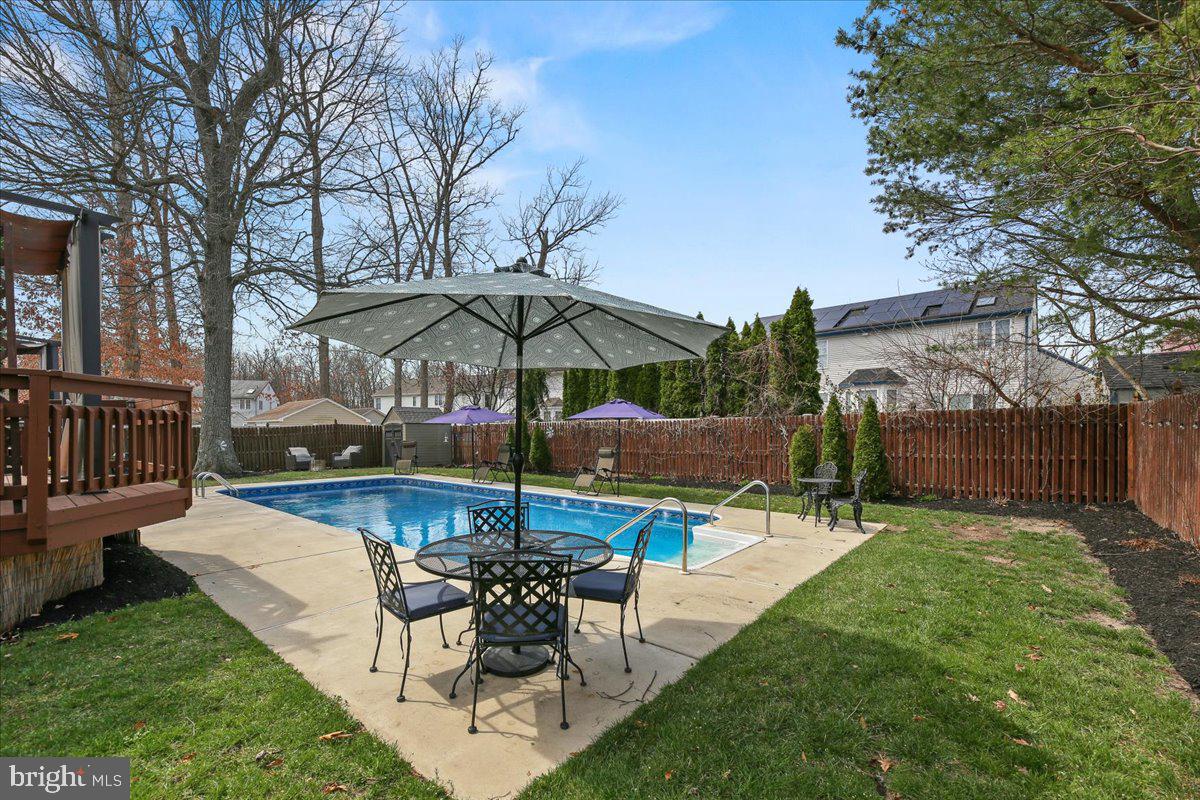8 Marble Court Sicklerville, NJ 08081 - Photo 38 of 38