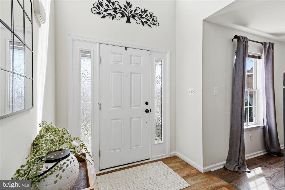 8 Marble Court Sicklerville, NJ 08081 - Photo 4 of 38