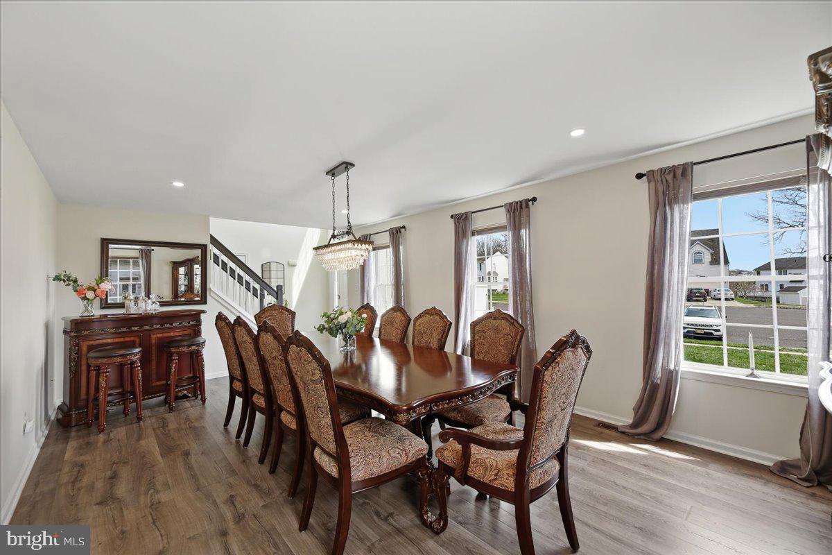 8 Marble Court Sicklerville, NJ 08081 - Photo 7 of 38