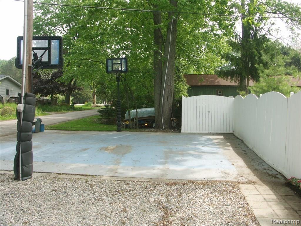 3767 Cedar Road Fort Gratiot, MI 48059 - Photo 26 of 28 2017-05-24 20.19
