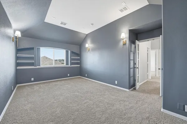 $449,999 | 300 Ben Thomas Street, Burleson, TX 76028