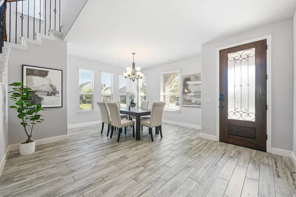 $449,999 | 300 Ben Thomas Street, Burleson, TX 76028