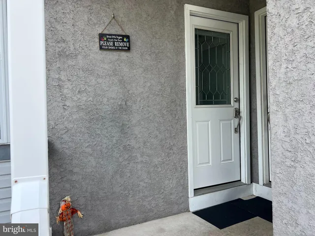 $1,600 | 132 Main Street, Mantua, NJ 08051