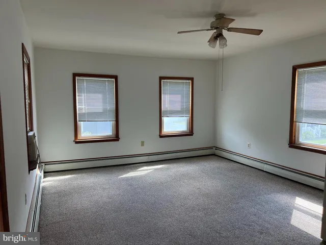 $1,600 | 132 Main Street, Mantua, NJ 08051