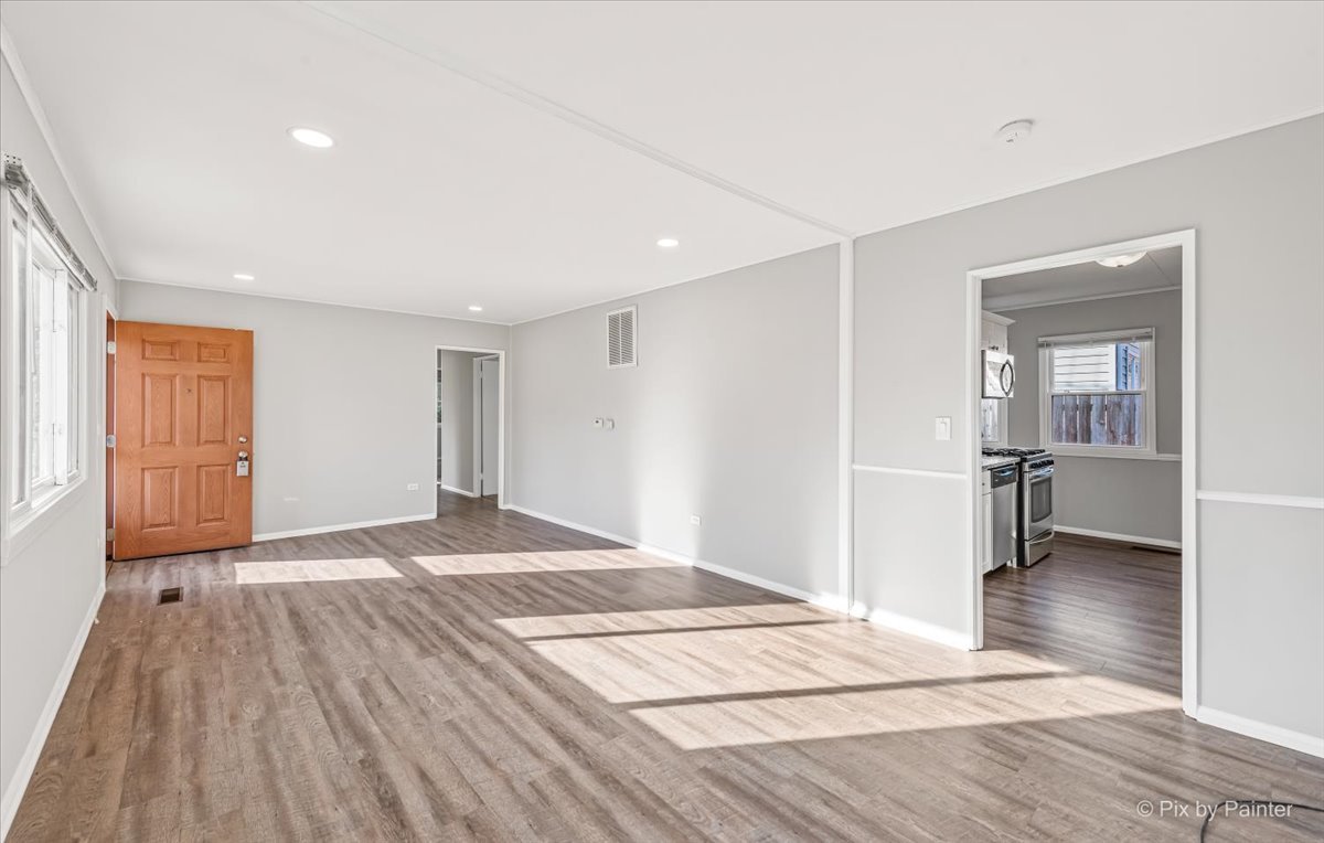 805 Dawes Avenue Wheaton, IL 60189 - Photo 7 of 27