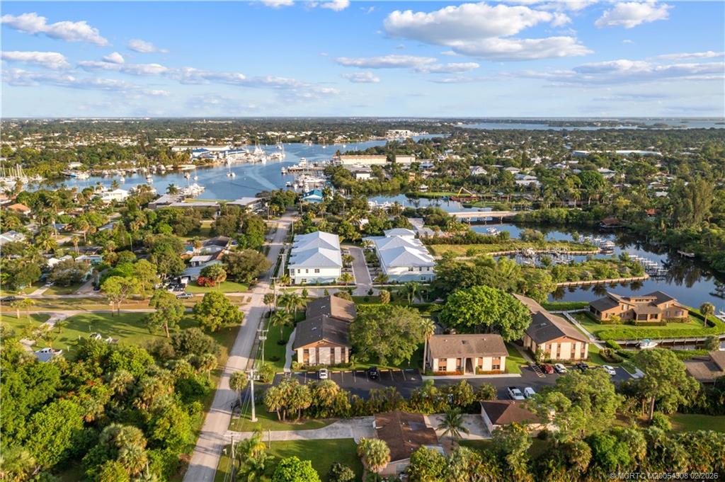 4885 Southeast Capstan Avenue, Unit 27 Stuart, FL 34997 - Photo 37 of 40